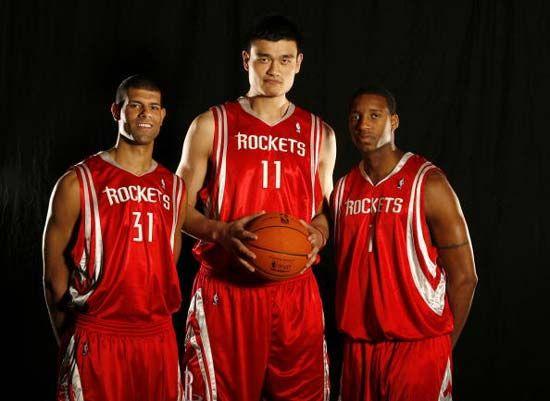 梅西决赛2助攻！率队3-1首次夺冠，一夜又创纪录：生涯47次捧杯（梅西决赛两助攻，率队3-1摘队史首冠，一夜再刷纪录：生涯第47冠）