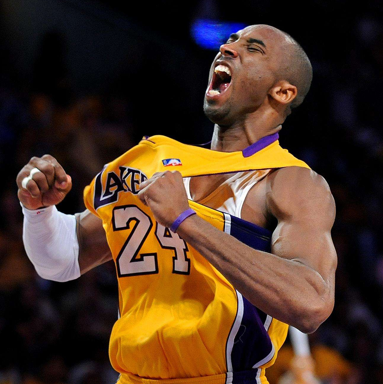 曝格伊遭巴萨拜仁猛抢 利物浦或选择在冬窗付钱买人（传巴萨、拜仁激烈争夺格伊，利物浦或在冬窗砸钱引援）