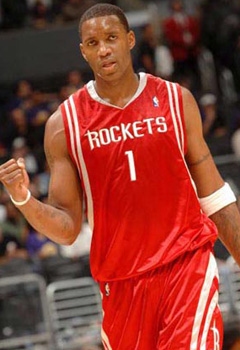 尤文客战博德闪耀：小孔塞桑、奥蓬达首发，米雷蒂出战（尤文客场对阵博德表现亮眼：小孔塞桑、奥蓬达先发，米雷蒂登场）