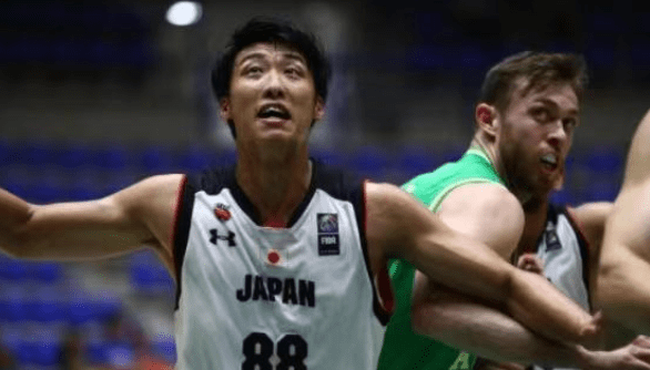 没有中锋的曼联打不出自己的上限，所以曼联的命运即将注定（中锋缺位让曼联难达上限，结局或已注定）