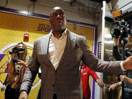 海纳：应该对球员薪水设置上限；阿方索将在12月初重返赛场（海纳主张设定球员工资帽，阿方索有望于12月初复出）