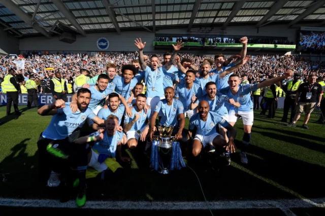 巴媒：若昂-戈麦斯的谈判有进展，曼联希望新年前能敲定交易（巴媒：若昂-戈麦斯谈判推进，曼联力争在新年前敲定交易）