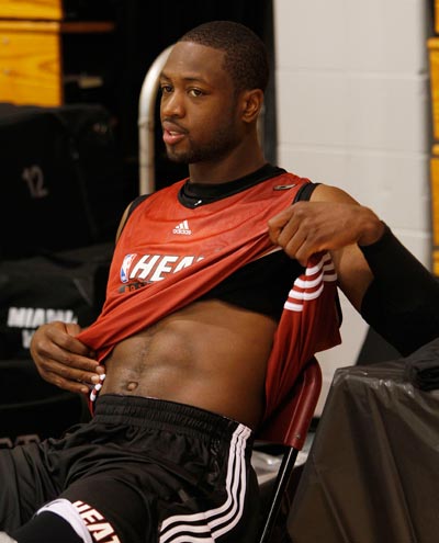 连续92场得分20+，亚历山大追平张伯伦并列历史第2（亚历山大连续92场至少20分，追平张伯伦并列历史第二）