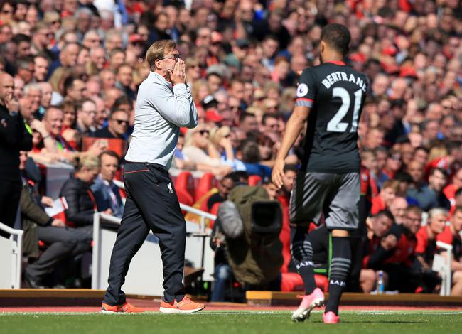 NBA：独行侠击败雄鹿 东契奇全场三双（NBA战报：东契奇砍下三双，独行侠力克雄鹿）