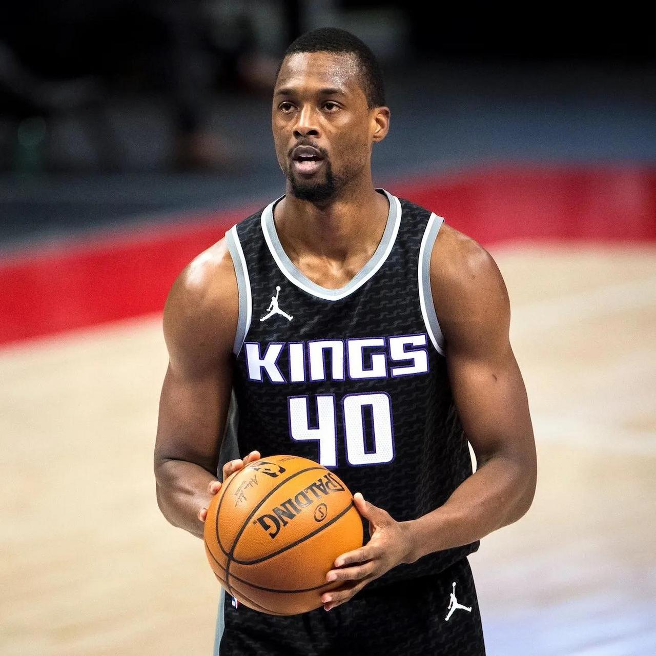 女排世锦赛小组赛第2战！中国女排3-1哥伦比亚女排，提前晋级16强（女排世锦赛小组赛次战：中国队3比1胜哥伦比亚，提前锁定16强）