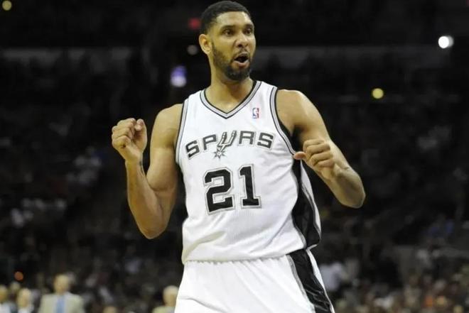 2025中超最佳青年球员候选：王钰栋、吾米提江领衔（2025中超最佳青年球员候选名单出炉：王钰栋、吾米提江领跑）