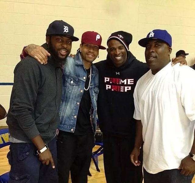 兜兜转转十余年，矿工离开顿涅茨克的这些年都用过哪些球场？（十余年辗转，矿工离开顿涅茨克后用了哪些球场？）