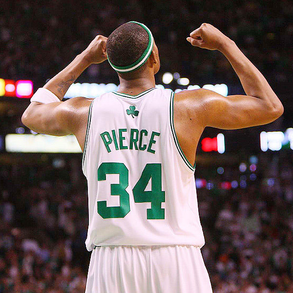 表现不稳，世体：巴萨对巴尔德和孔德当前展现的水平感到担忧（状态起伏，世体：巴萨担忧巴尔德与孔德当下的竞技水平）